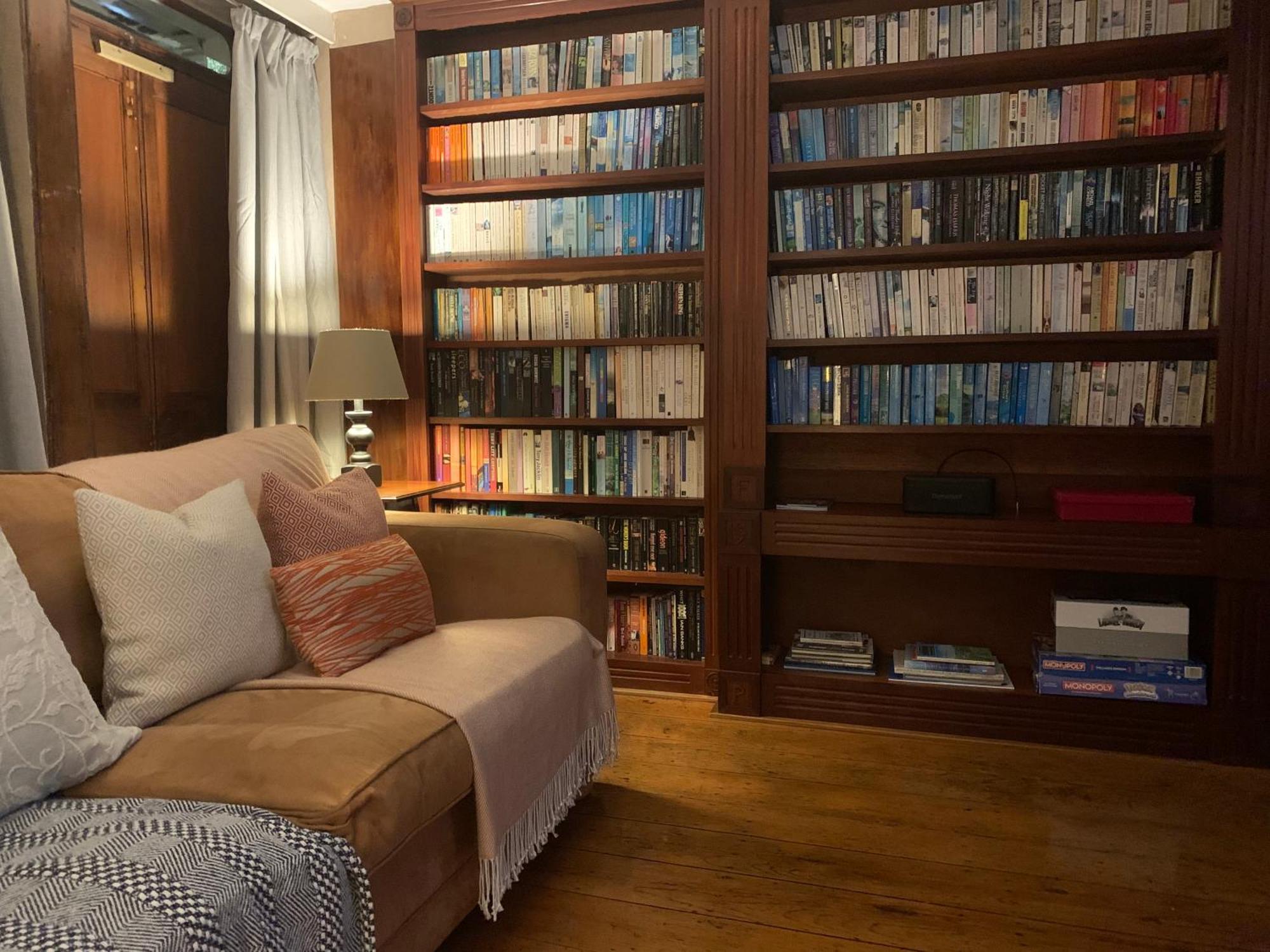 South Lakes Townhouse With Sauna Ulverston Bagian luar foto